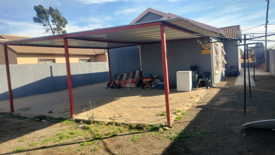3 Bedroom Property for Sale in Pinehaven Free State